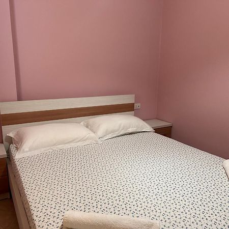 Sail Ocean View Apartments Sarandë 外观 照片