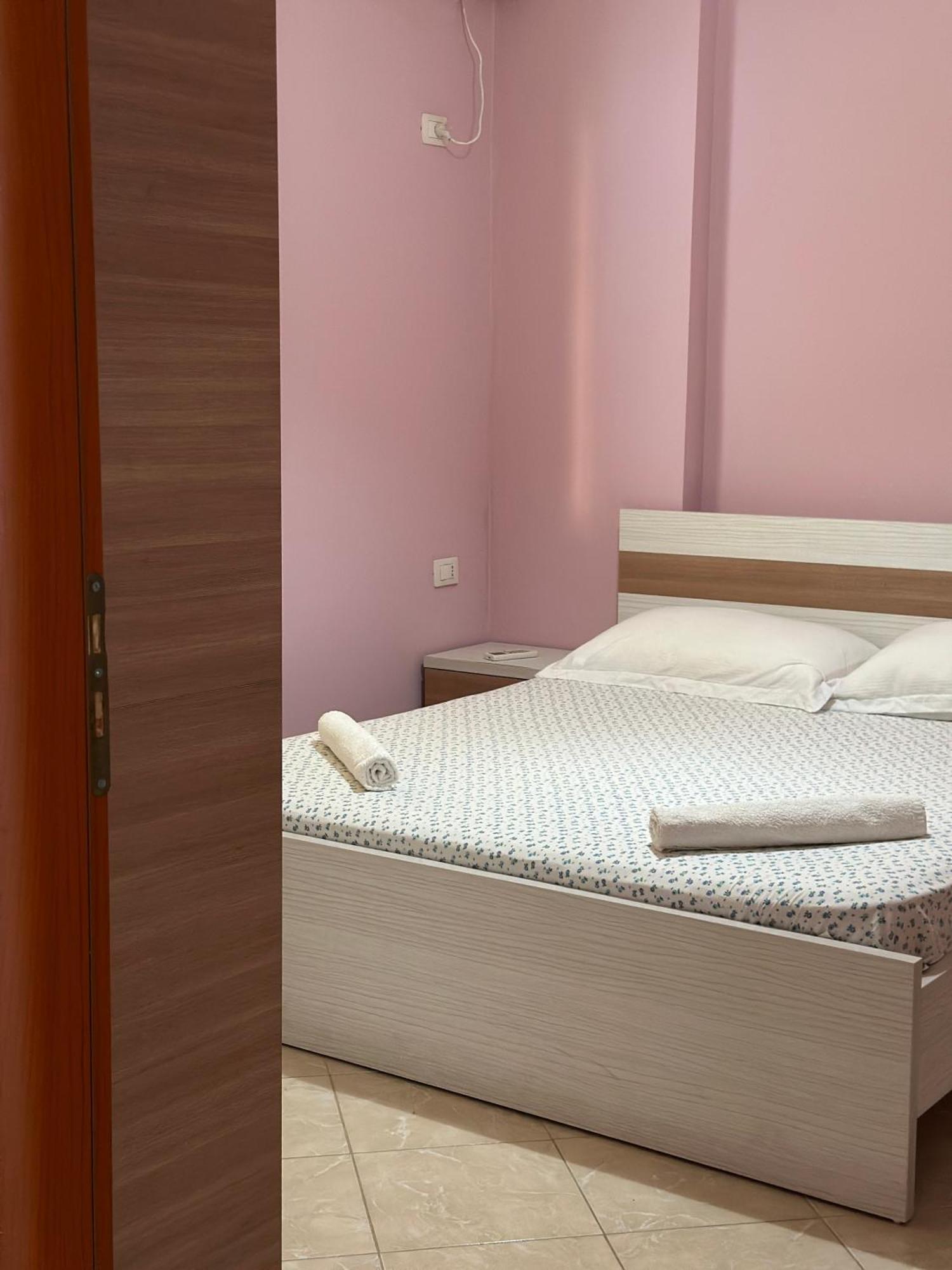 Sail Ocean View Apartments Sarandë 外观 照片